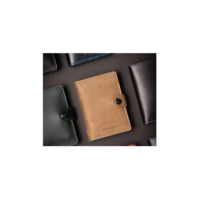 KAT8123913