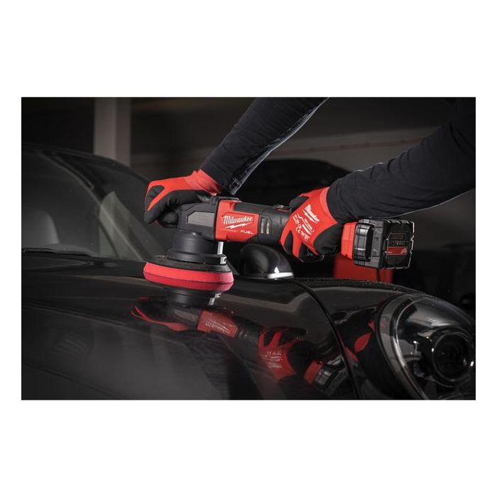 Foto von Milwaukee Akku-Exenter-Poliergerät M18 FROP21-502X Schleifteller Ø 150mm, Schwingkreis 21mm