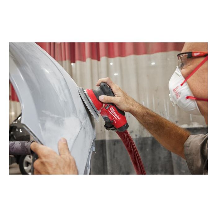 Foto von Milwaukee M12 Akku-Exzenterschleifer FROS5-0 150 mm, 5,0 mm Schwingkreis