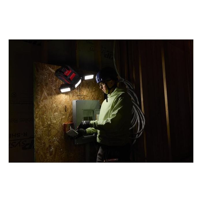 Bild von Milwaukee Akku-Leuchte M18MDTL-0 4500 Lumen, 3 Lichtstufen, mit Magnet, Bild von Milwaukee Akku-Leuchte M18MDTL-0 4500 Lumen, 3 Lichtstufen, mit Magnet,