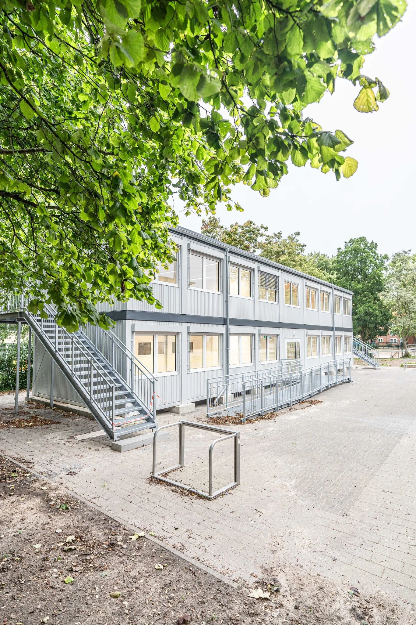 Praktische Schulung mit Hubarbeitsbühne bei der FN Akademie