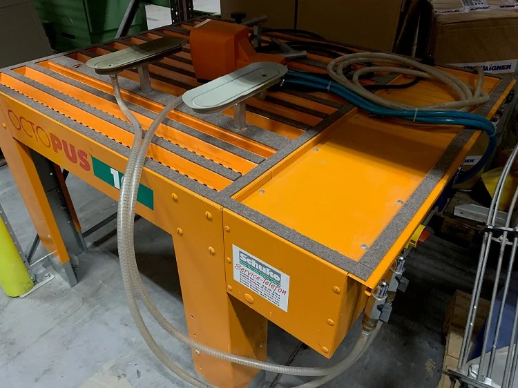 Schuko Schleifabsaugtisch Octopus 10