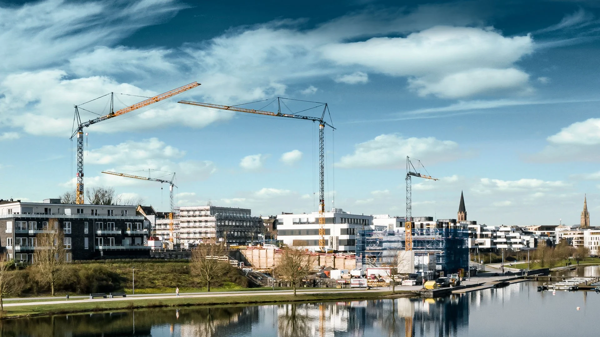 FN Referenz mit einem Liebherr K-Kran