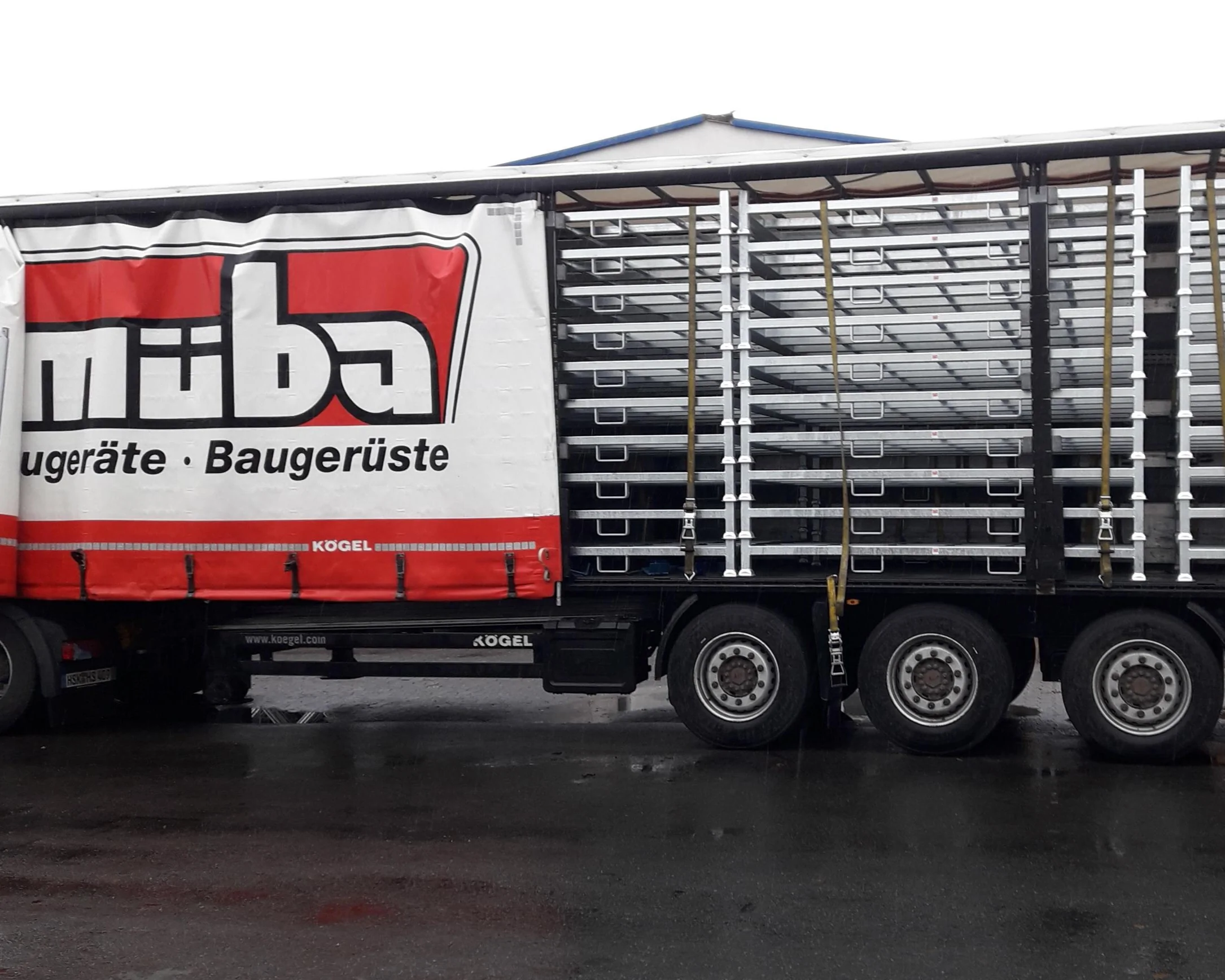 müba Baugerüst und Fahrgerüst im professionellen Baustelleneinsatz