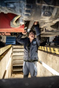 AUSZUBILDENDE ZUM MECHATRONIKER (M/W/D) AUSZUBILDENDE ZUM MECHATRONIKER (M/W/D)
